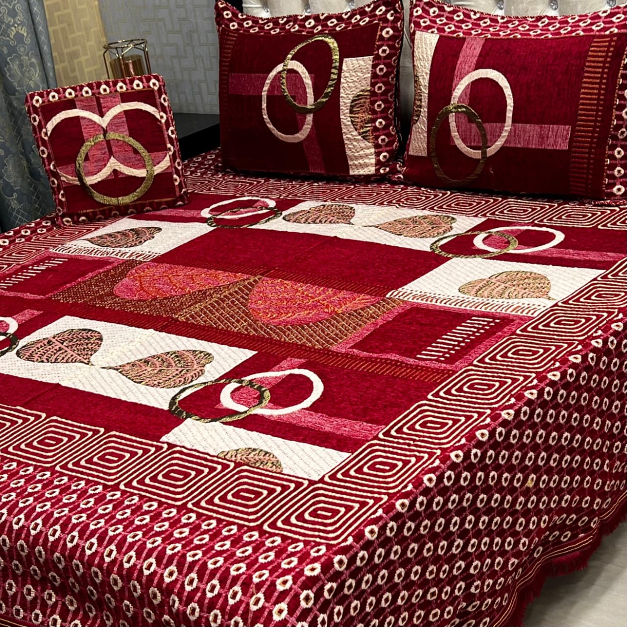 Velvet Jacquard Bedsheet - 4Pcs - Design 33
