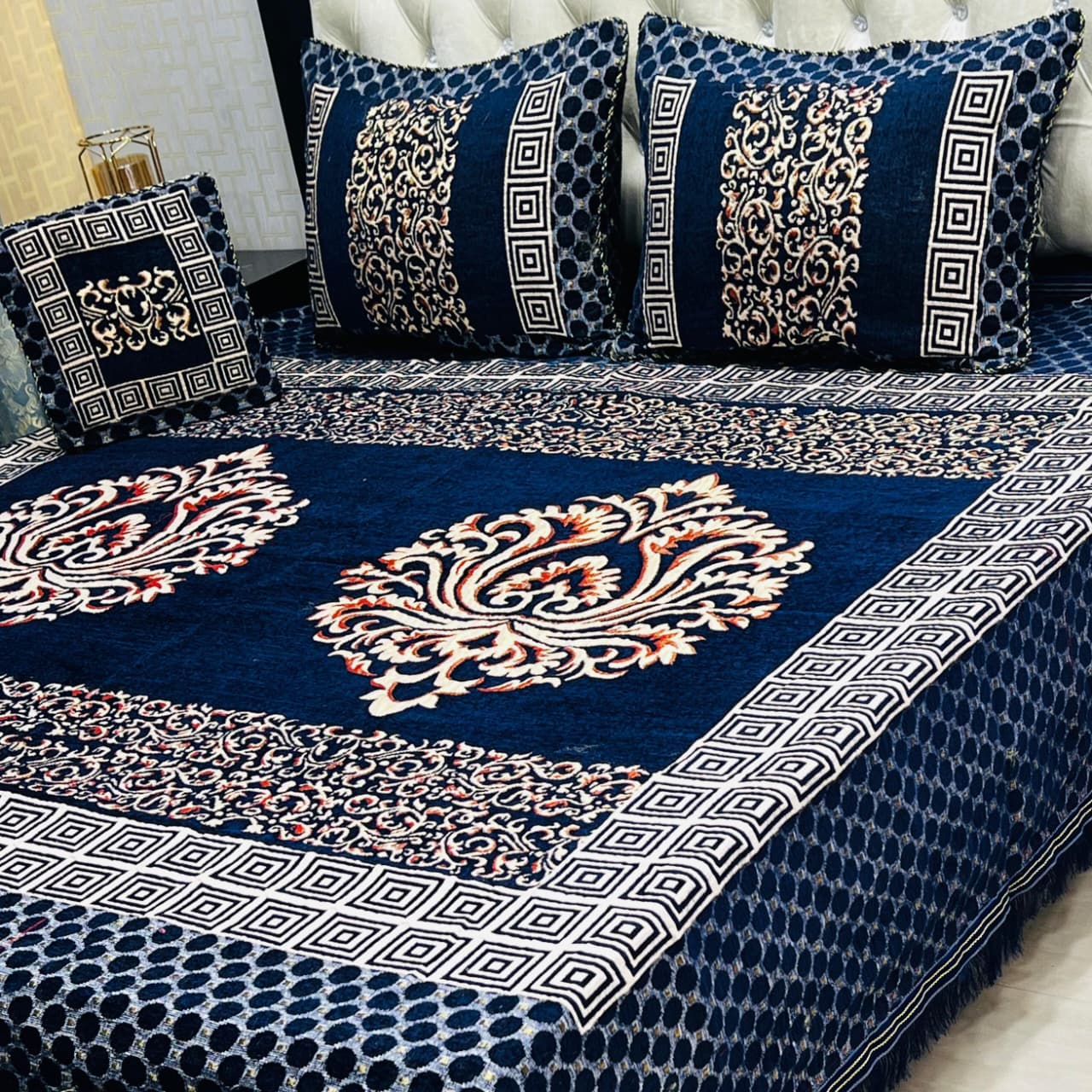 Velvet Jacquard Bedsheet - 4Pcs - Design 14