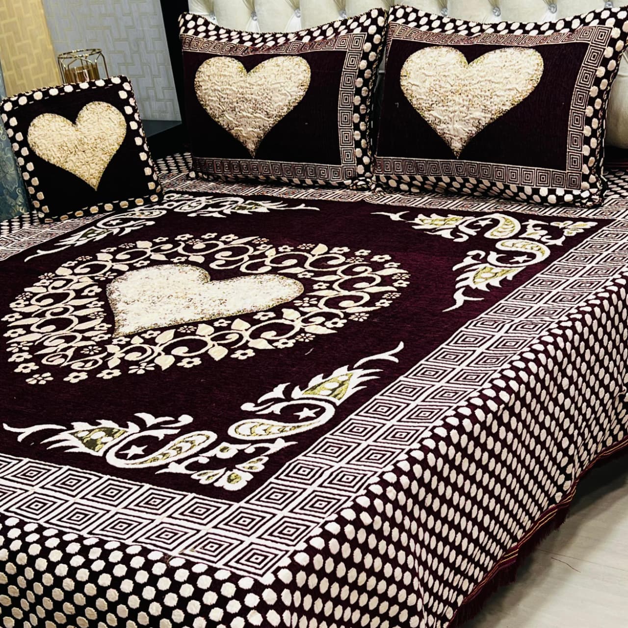 Velvet Jacquard Bedsheet - 4Pcs - Design 31