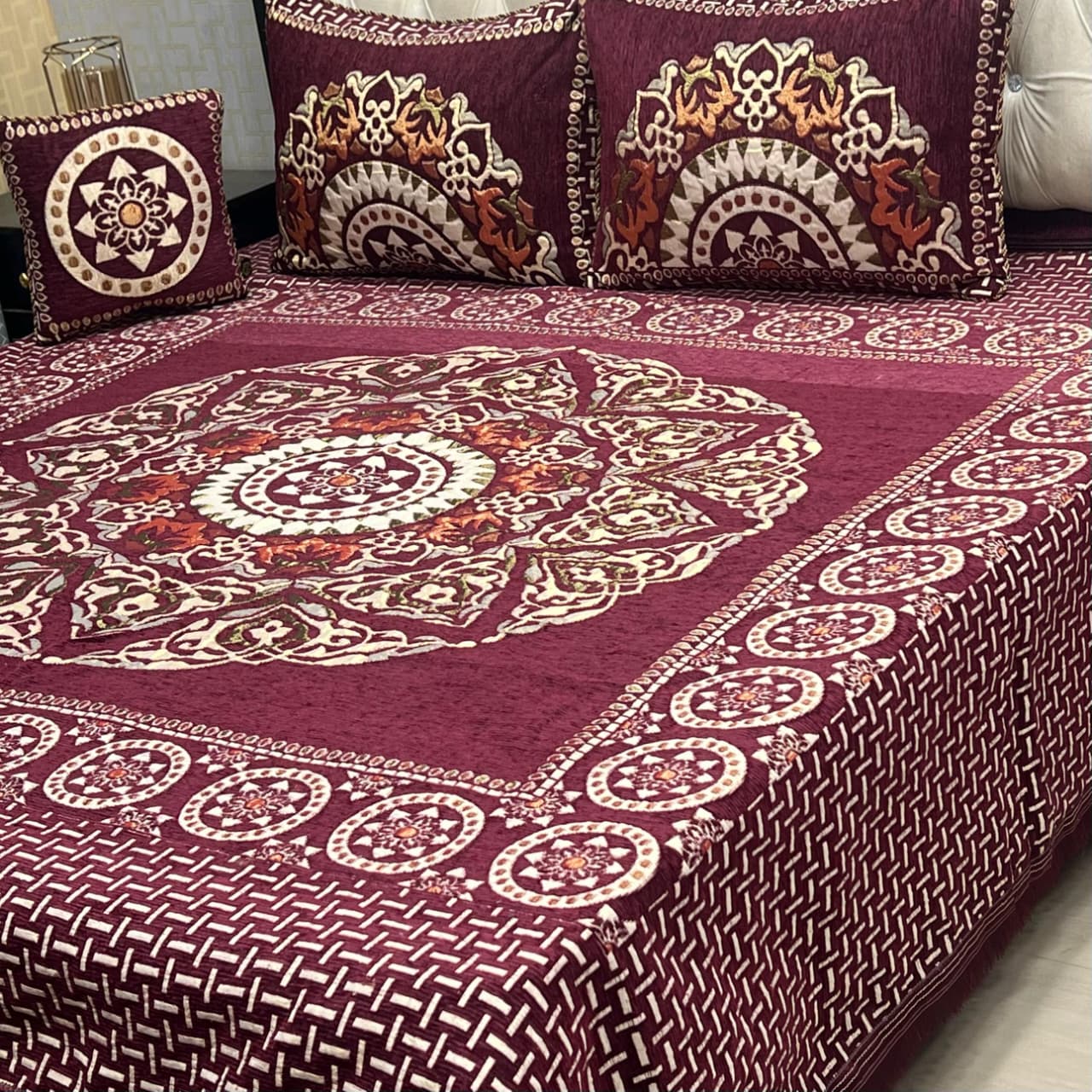 Velvet Jacquard Bedsheet - 4Pcs - Design 23