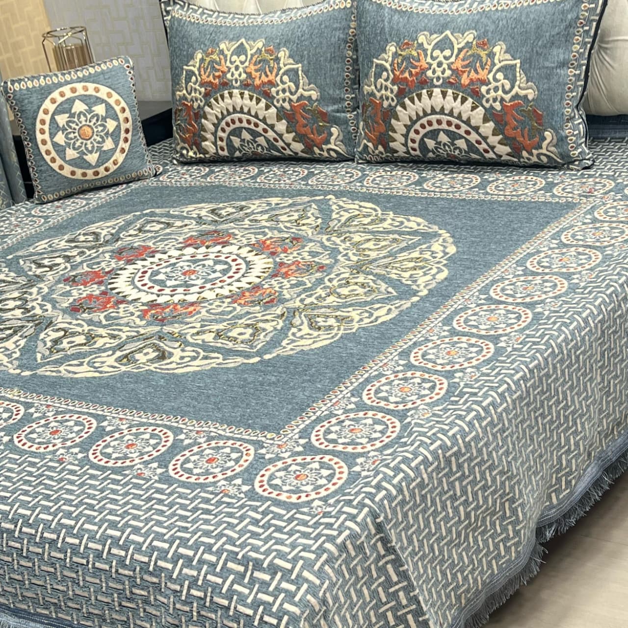 Velvet Jacquard Bedsheet - 4Pcs - Design 6