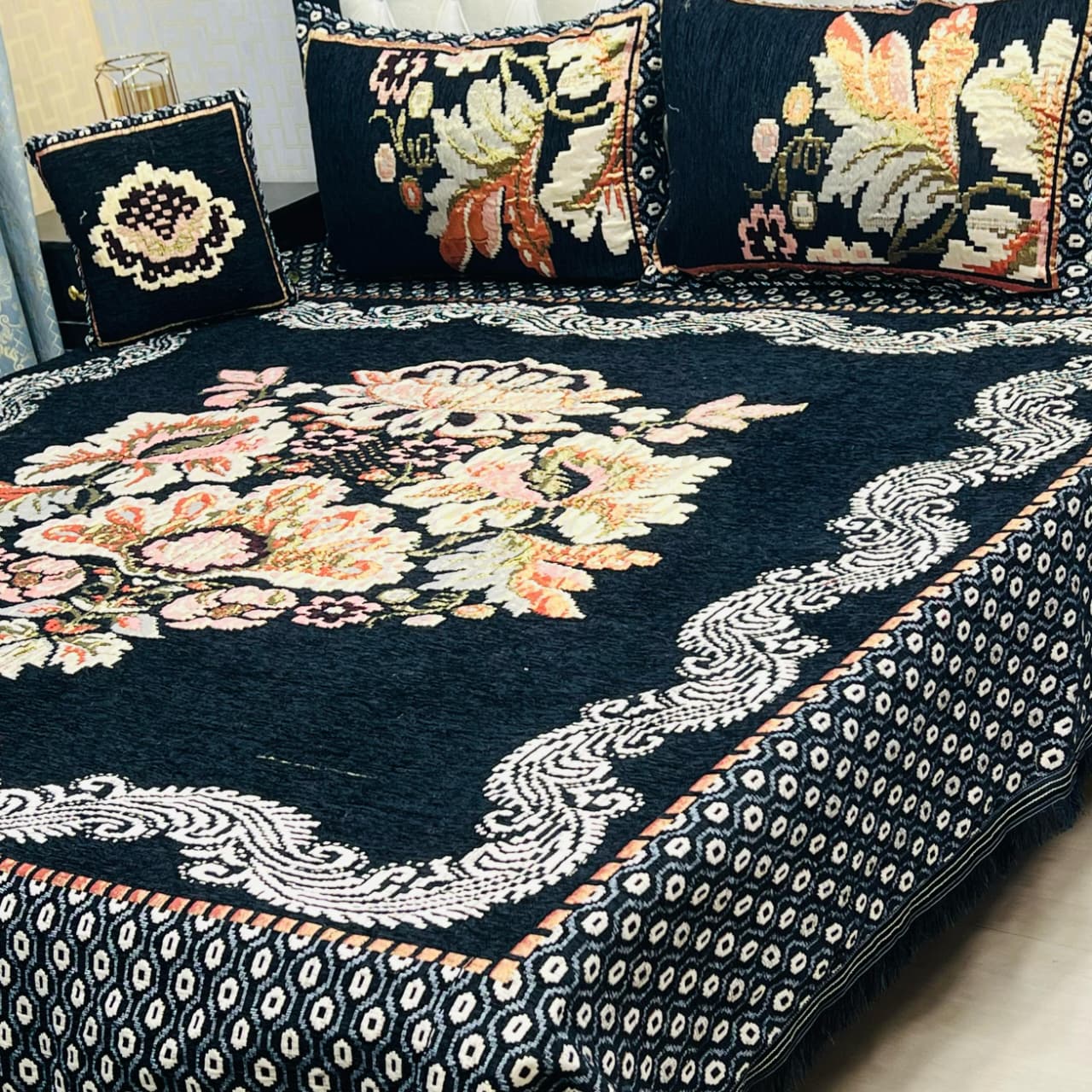 Velvet Jacquard Bedsheet - 4Pcs - Design 24