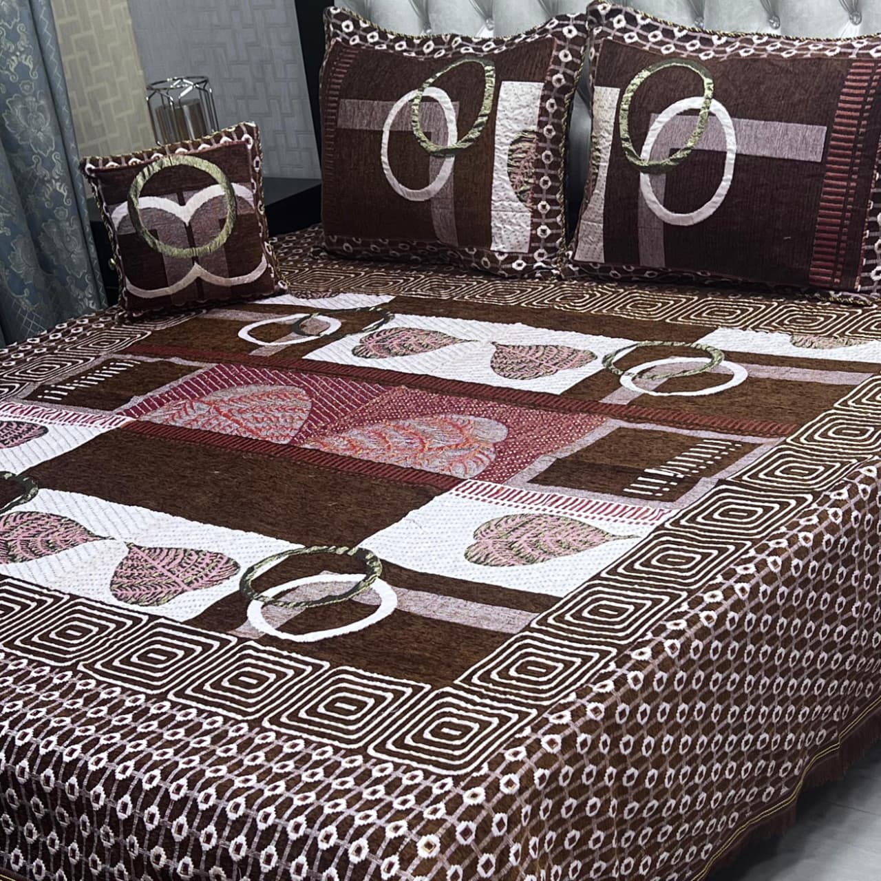 Velvet Jacquard Bedsheet - 4Pcs - Design 36