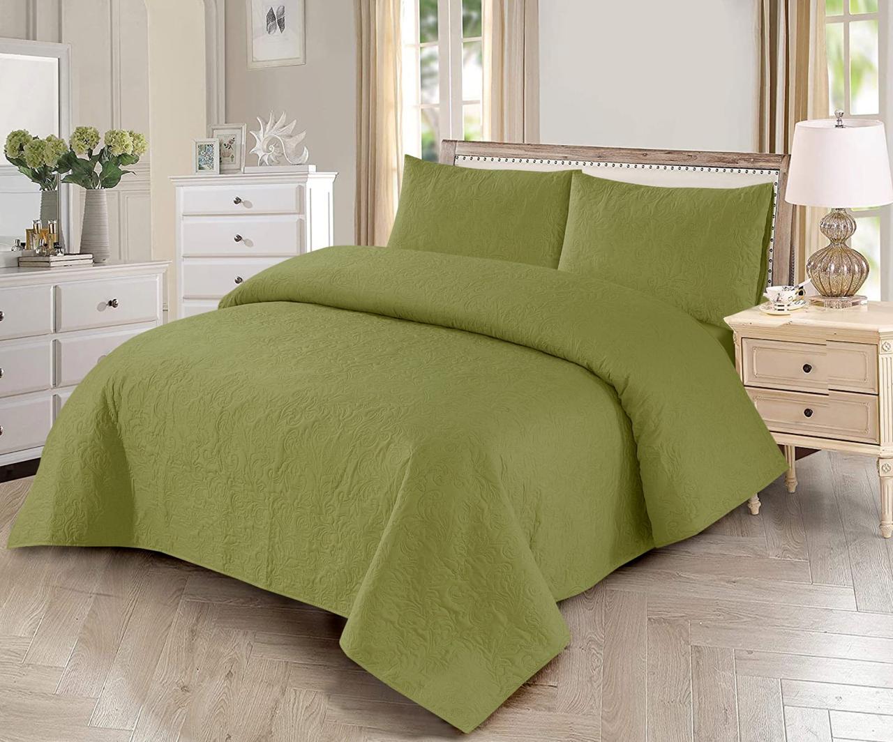 PARROT GREEN BEDSPREAD SET – 3 PCS (PREMIUM)