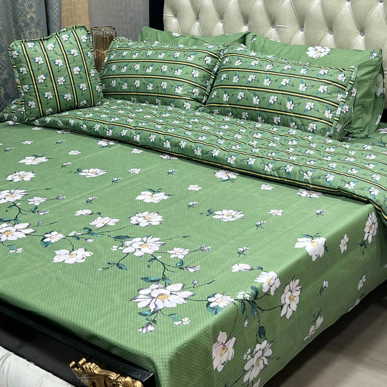 DAISY COMFORTER SET-7 PCS